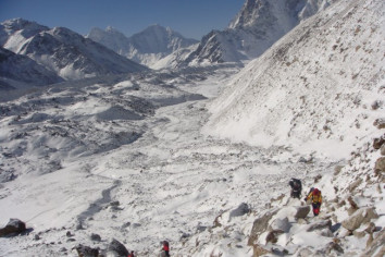 The Pioneers Trail Everest : Everest Private Trekking